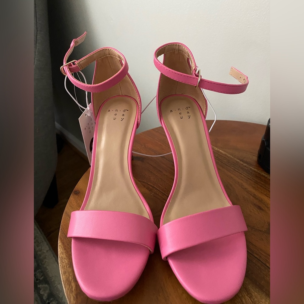 NWT A new day pink heels